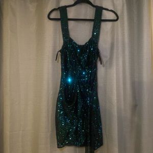 Cocktail sequins dress